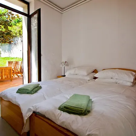 Le Chateau D'oz Bed & Breakfast