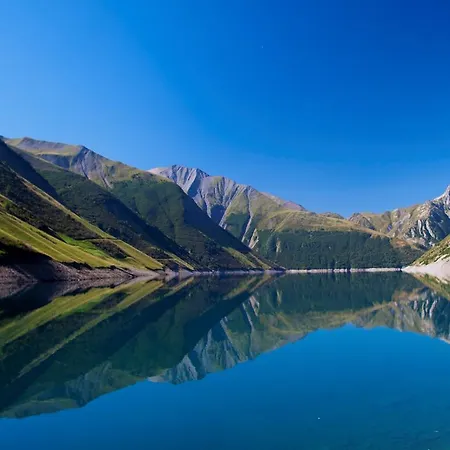 Le Chateau D'oz ベッド・アンド・ブレックファスト オーズ